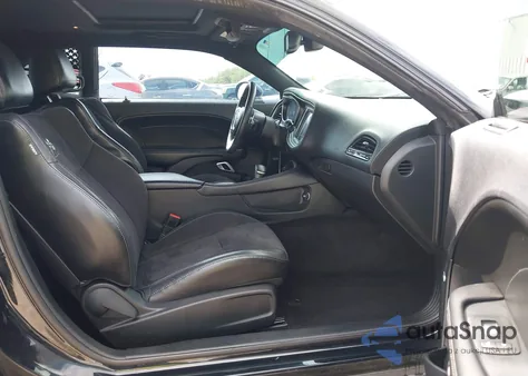 2016 Dodge Challenger 392 Hemi Scat Pack Shaker from USA, damaged, VIN 2C3CDZFJ3GH334930